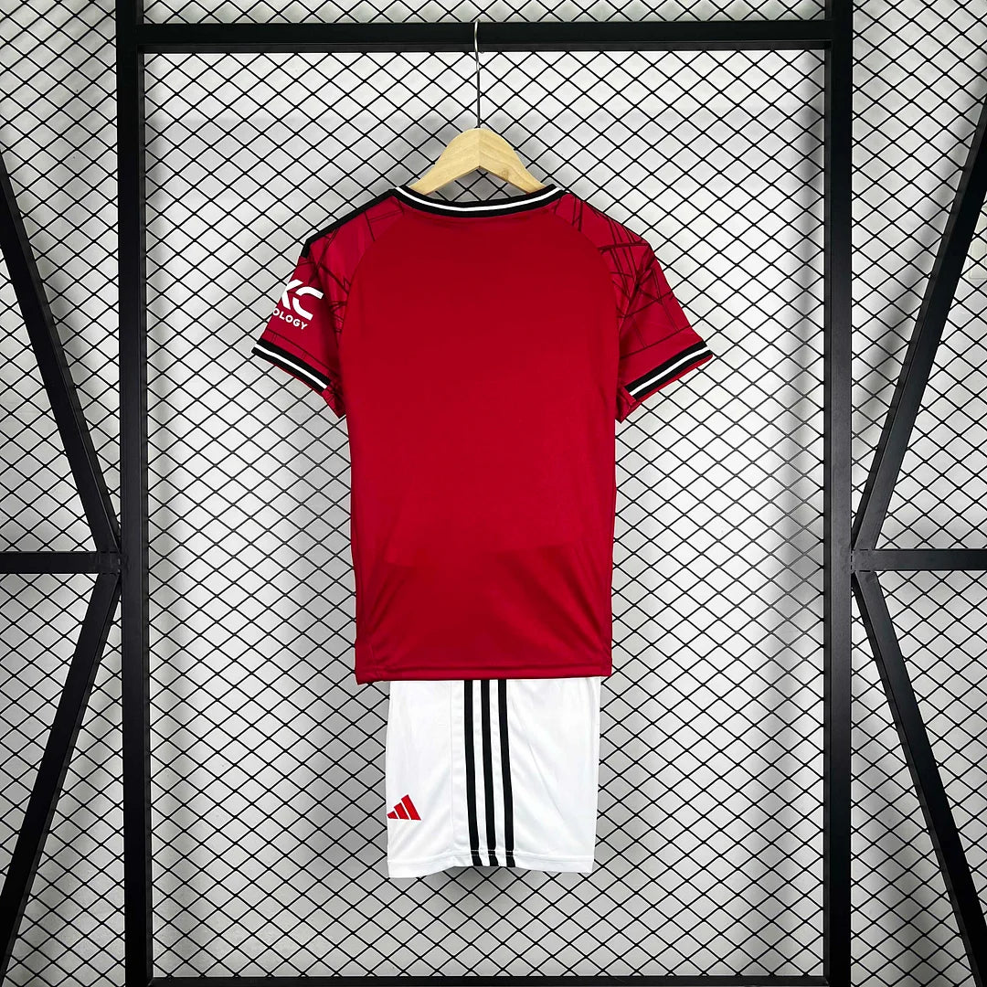 Manchester United 2025/26 Home Kids Kit