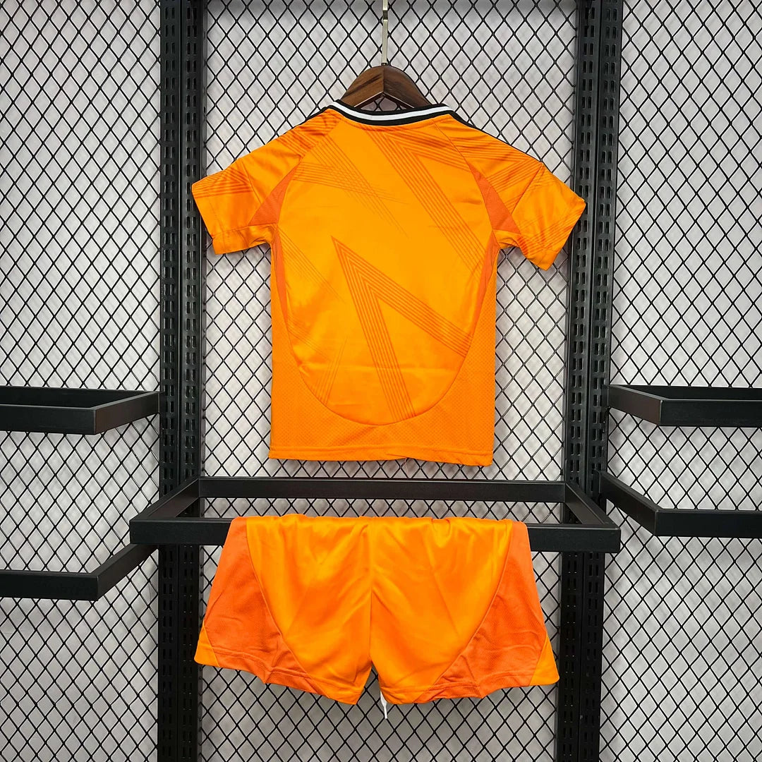 Real Madrid 2024/25 Away Kids Kit
