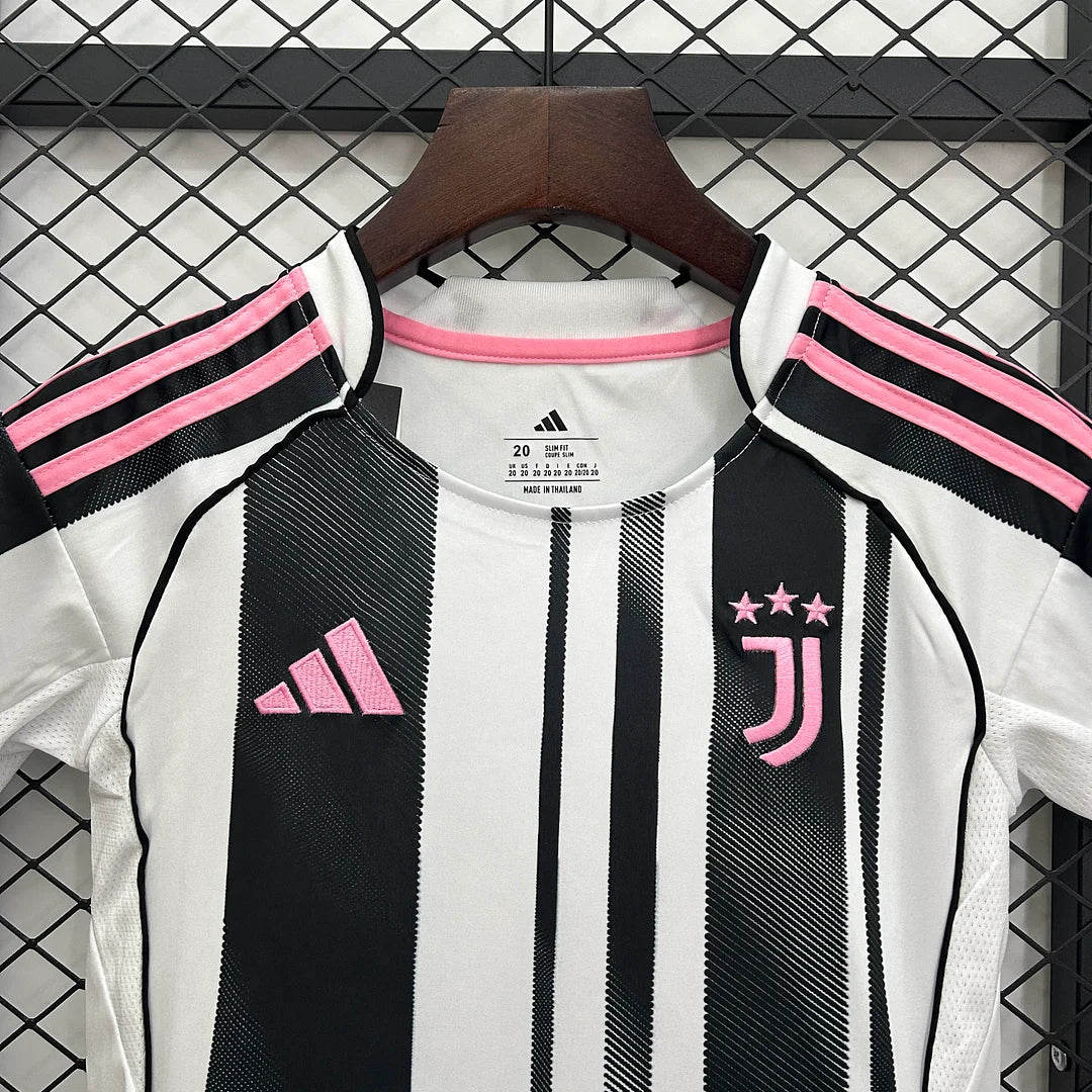 Juventus 2025/26 Home Kids Kit