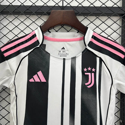 Juventus 2025/26 Home Kids Kit