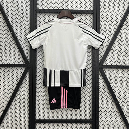 Juventus 2025/26 Home Kids Kit