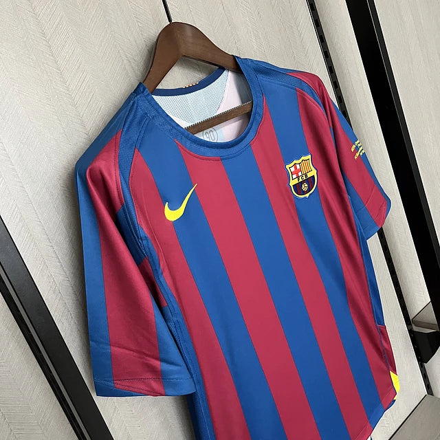 Barcelona 2005/06 Home Retro Jersey