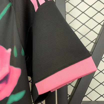 Real Madrid Pink Snake 2025/26 Special Jersey