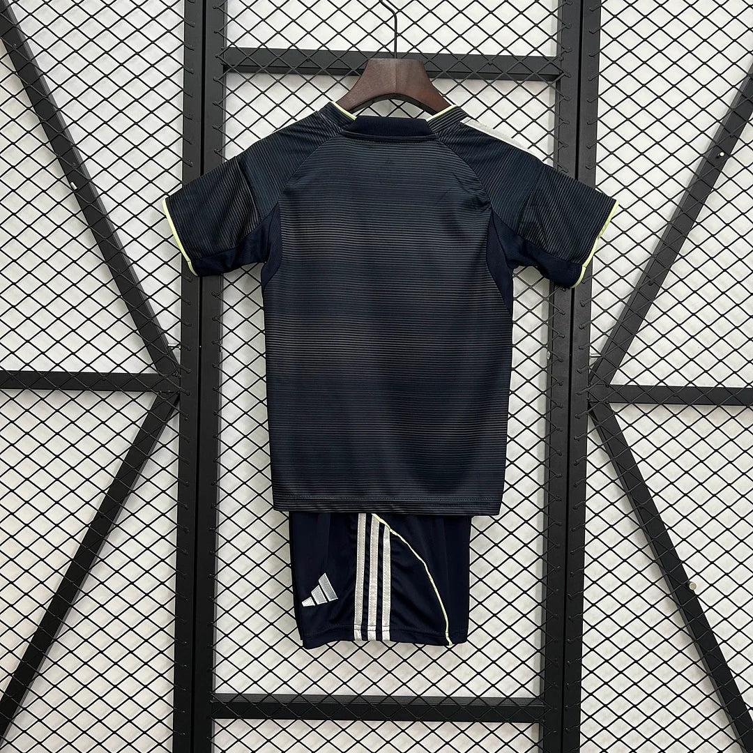 Real Madrid 2025/26 Away Kids Kit