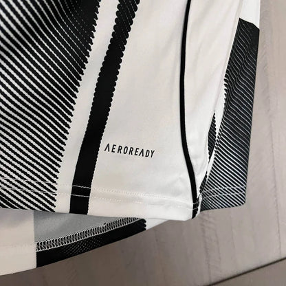 Juventus 2025/26 Home Jersey