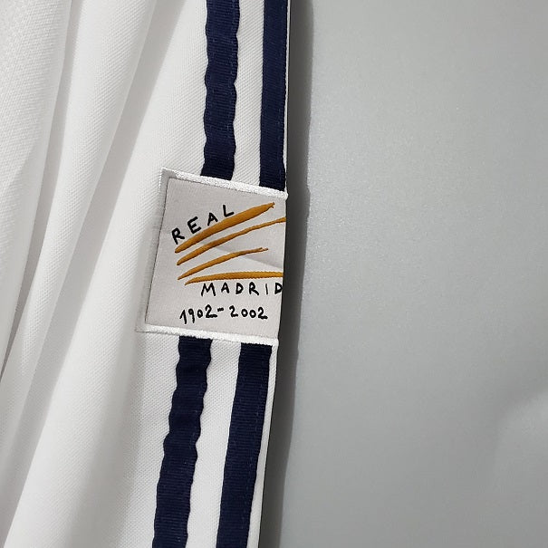 Real Madrid 2001/02 Home Retro Jersey