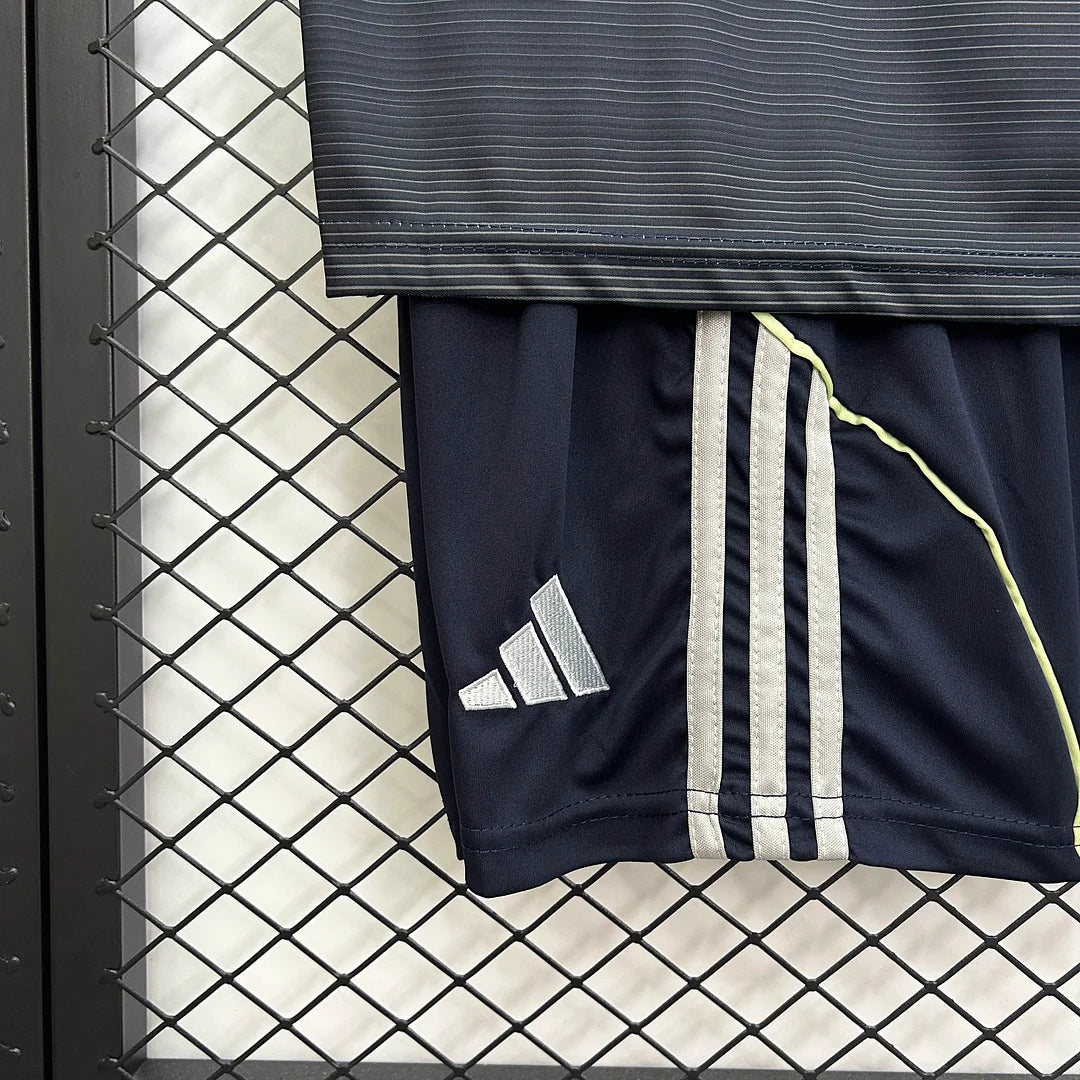 Real Madrid 2025/26 Away Kids Kit