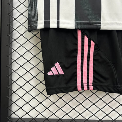 Juventus 2025/26 Home Kids Kit